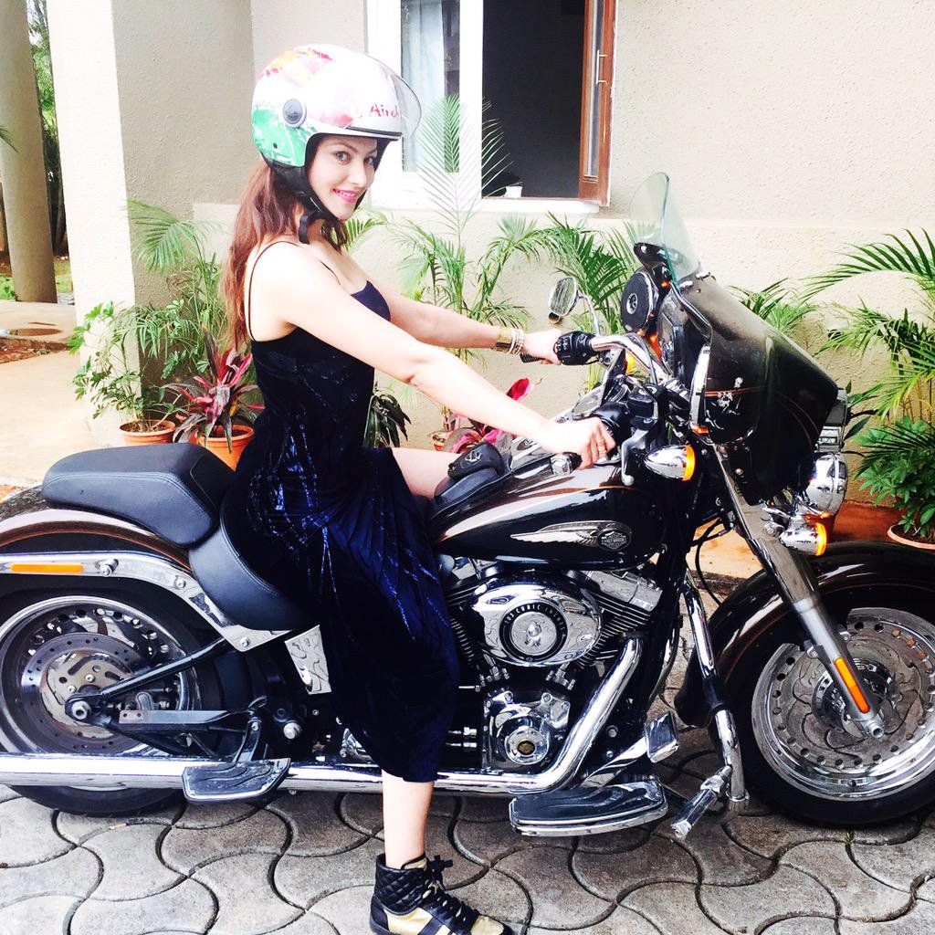 urvashi rautela bike