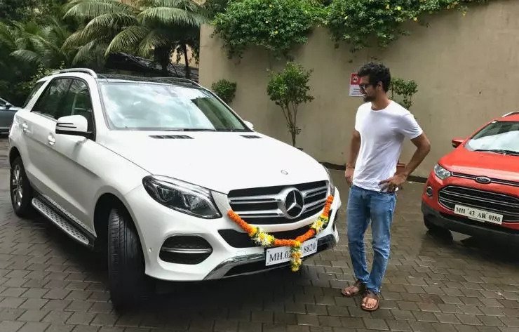 Vicky Kaushal's Mercedes Benz GLC SUV